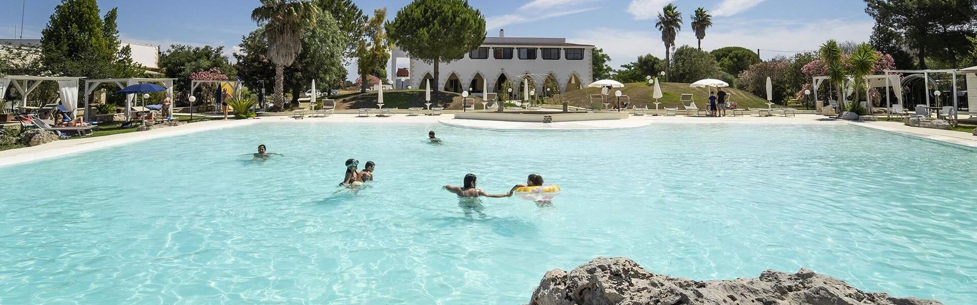 villaconcamarco it offerta-vacanza-di-settembre-in-salento-in-agriturismo-con-piscina 012